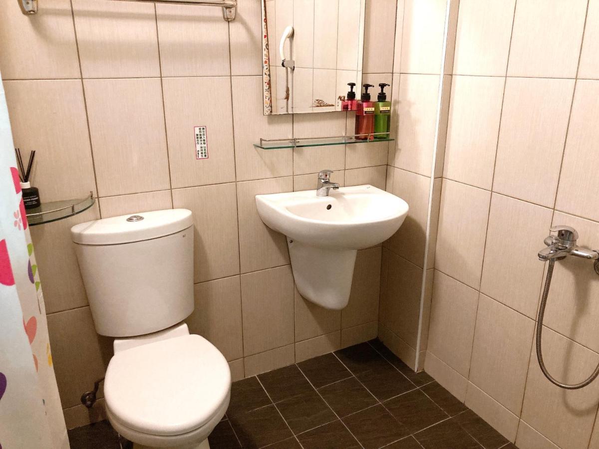 台南富居tainan Fu House預訂後請主動聯繫做確認才保留訂房 Appartement Buitenkant foto